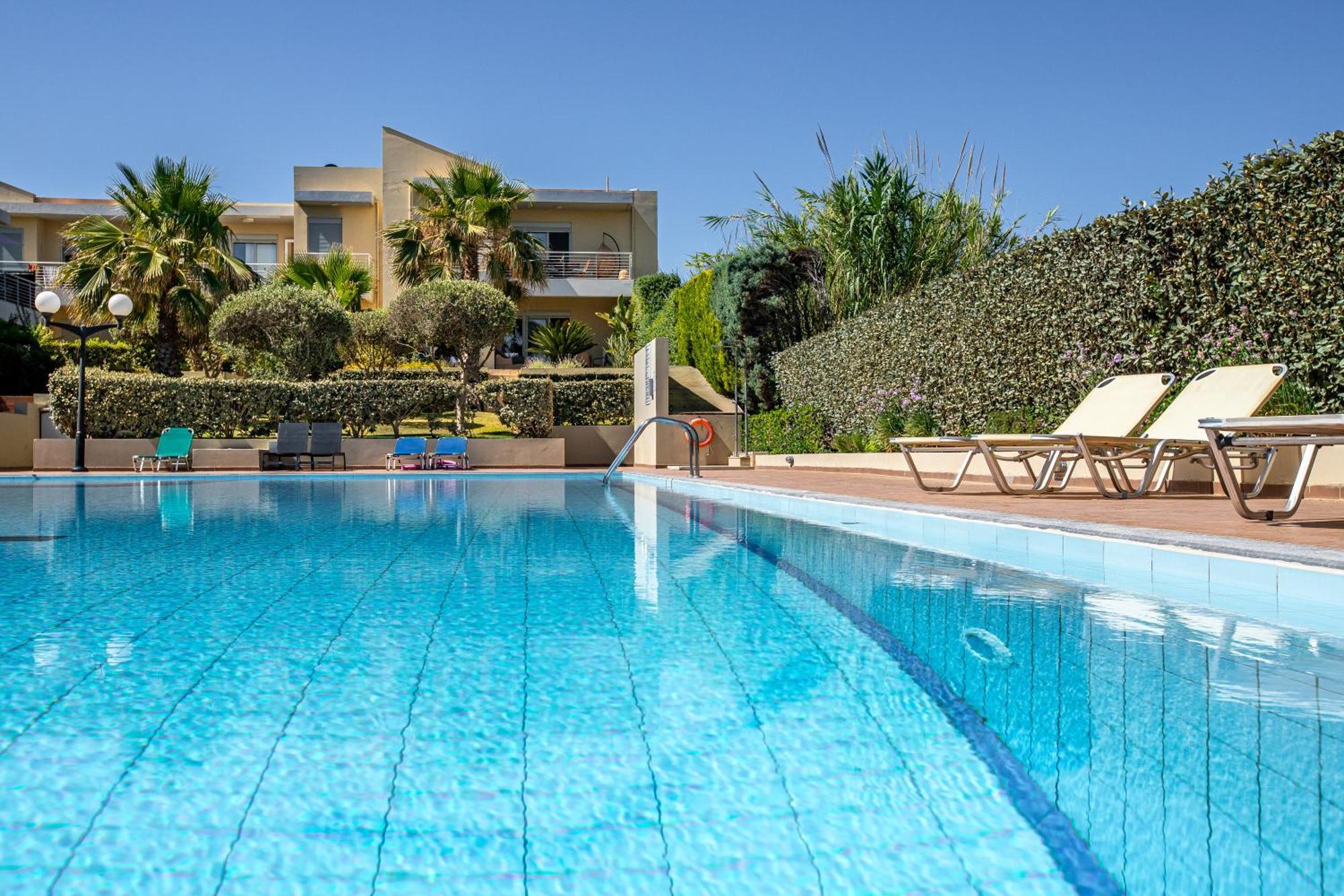 Maleme Yoga Blue Apartment Chania  Exterior photo