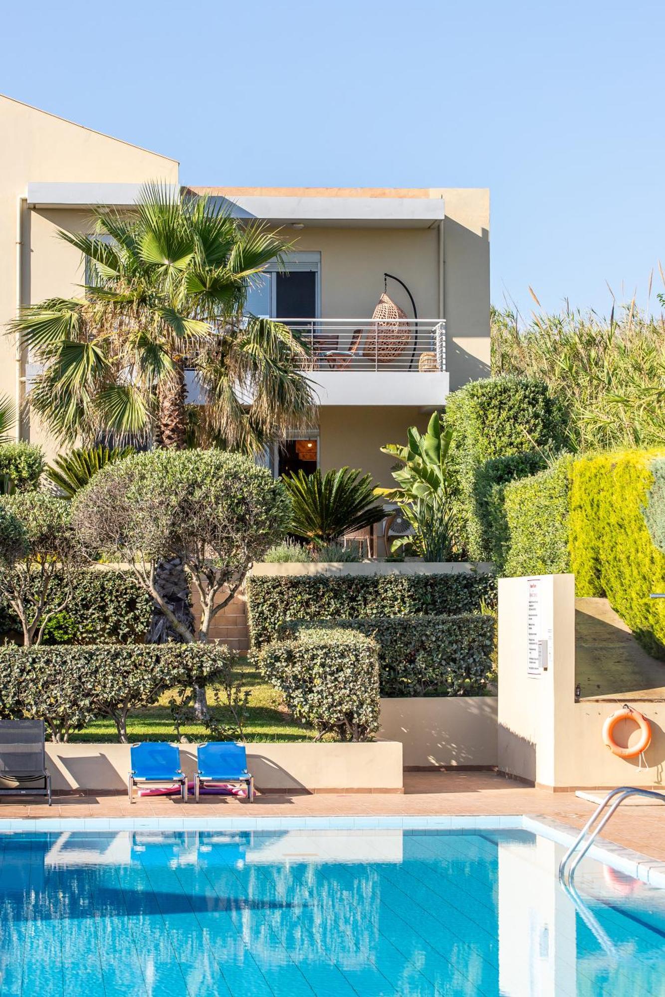Maleme Yoga Blue Apartment Chania  Exterior photo